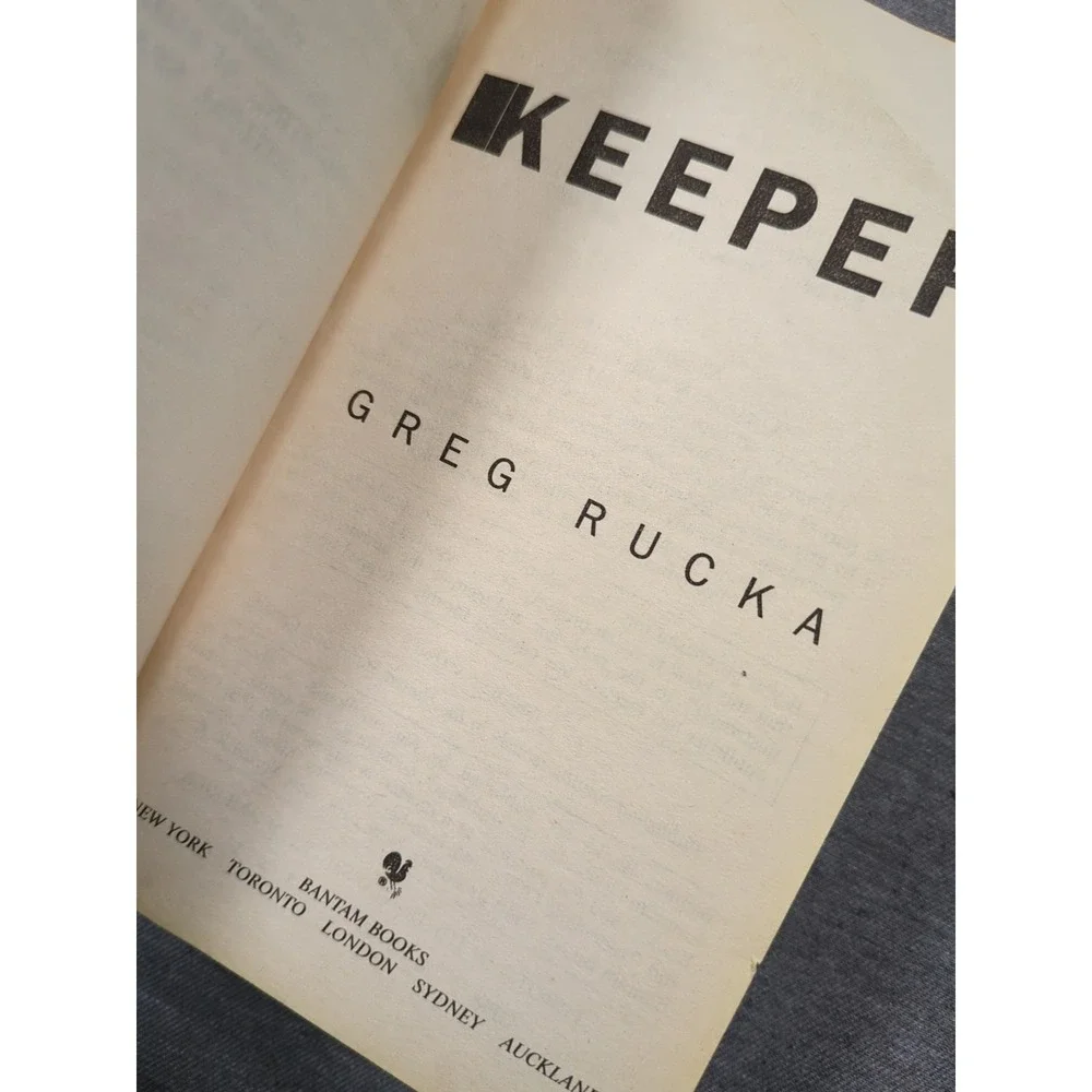 1997 Keeper Greg Rucka Atticus Kodiak 1 Vintage Bantam Mass Market‎ Paperback